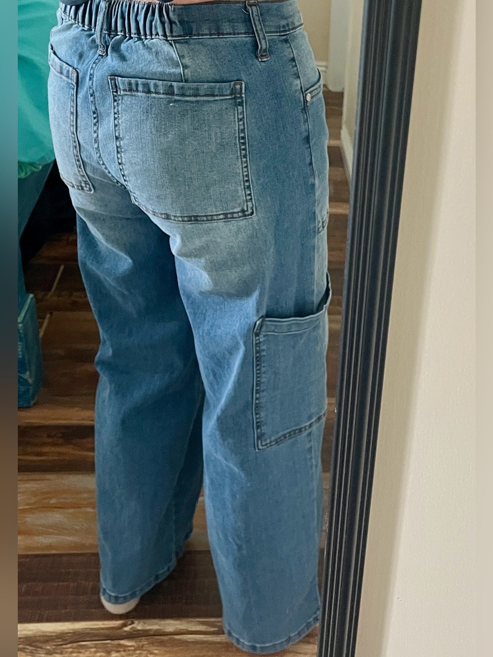 Celebrity Pink Mid-rise Wide Leg Jeans - Picture 10 of 10